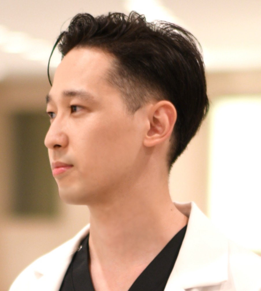 院長（Dr.Taro）